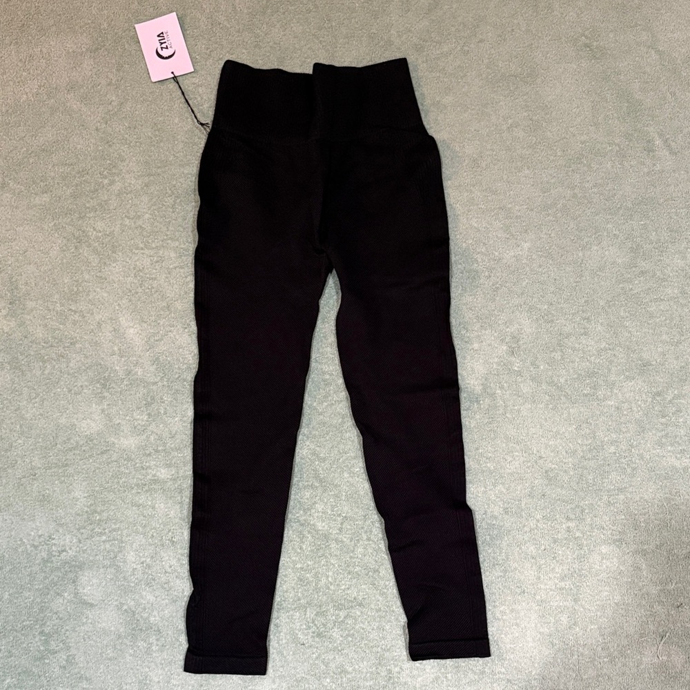 ZYIA Black Angle Grid Performance Leggings